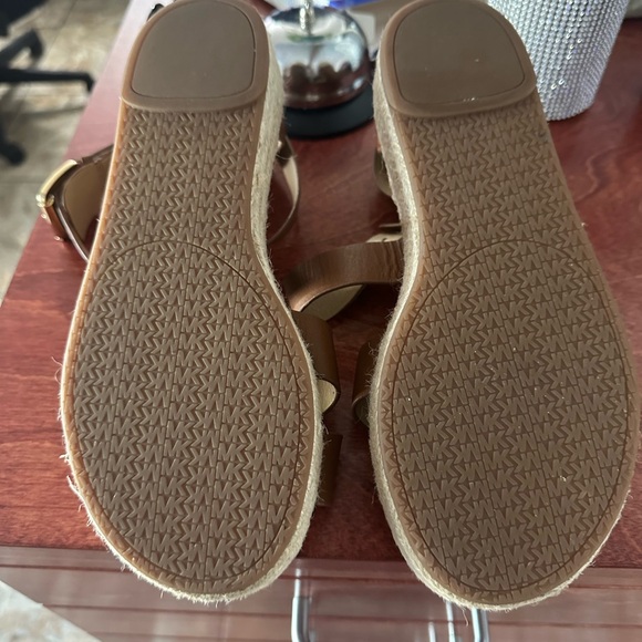 COPY - Michael Kors leather platform sandals - Picture 5 of 6